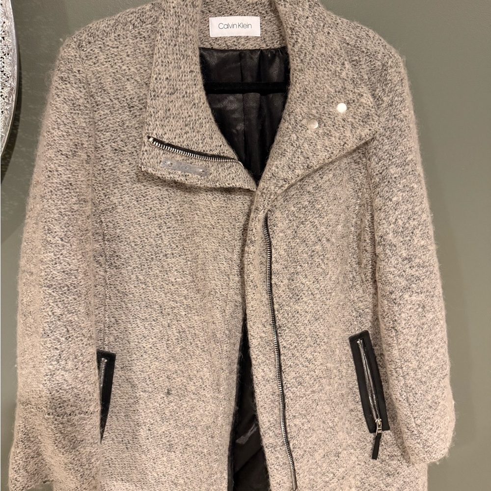Calvin Klein Women's Cream Teddy Jacket